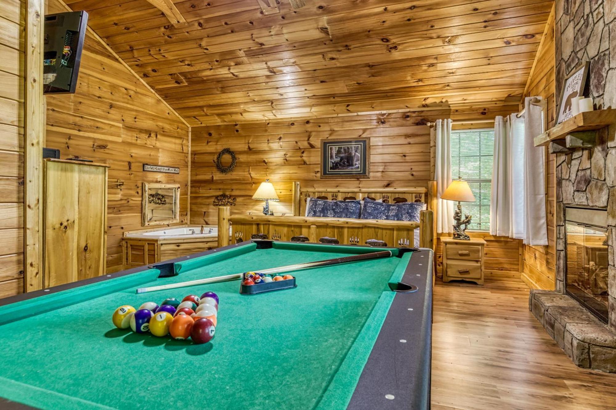 Suite Sensations, Hot Tub, Pool Table, 1089 Free Tickets Each Paid Day, Dollywood And More Pigeon Forge Exterior foto